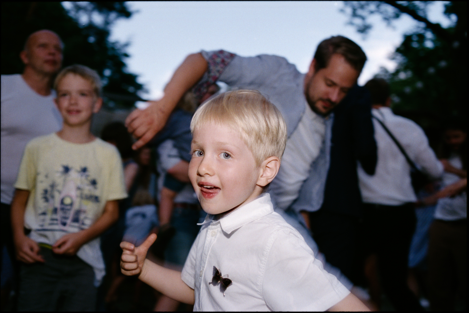 A boy dancing at the party, Suelyn & Pascal wedding in Groß Glienicke, Potsdam