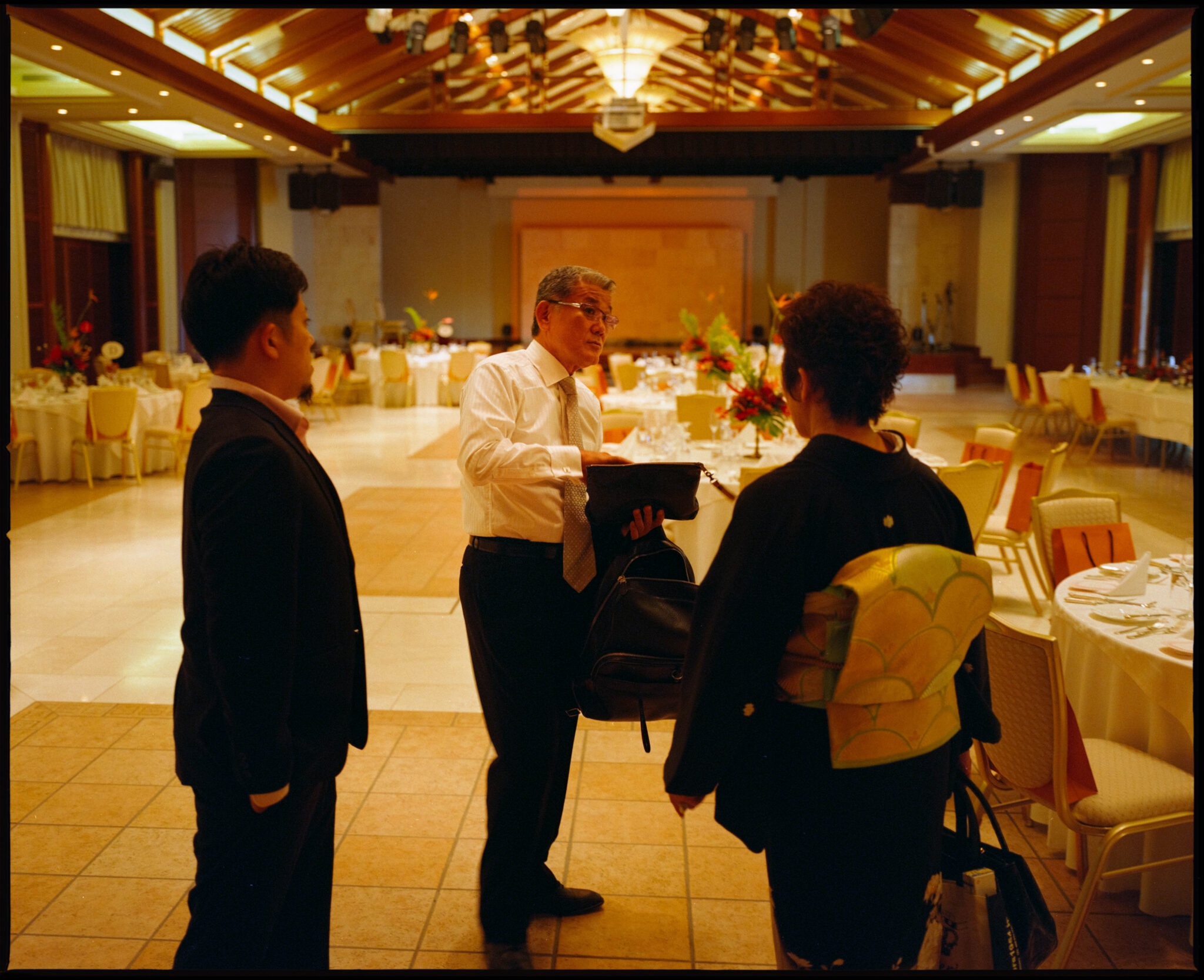 Guests arriving at the indoor reception, Sugano & Jonas wedding in Okinawa