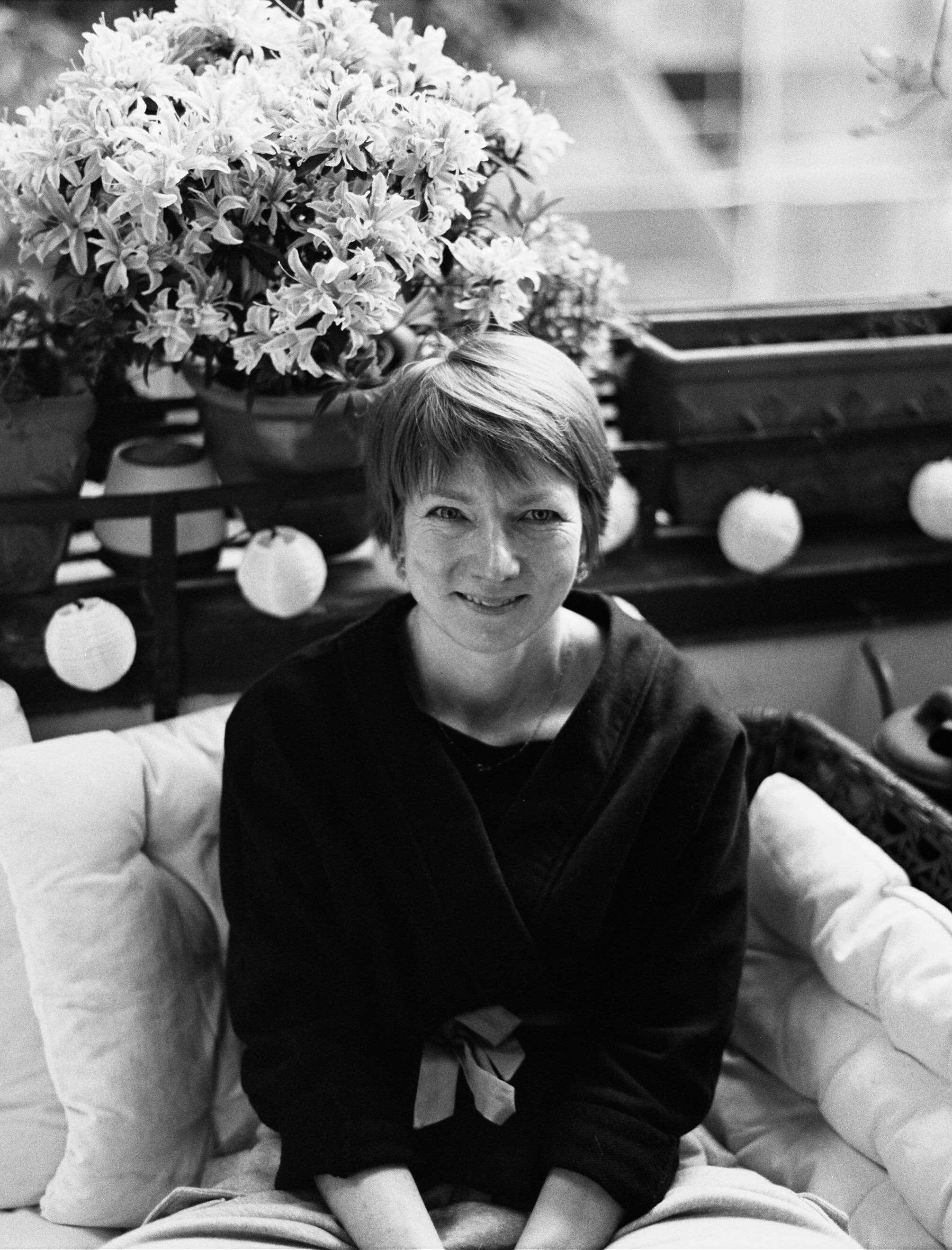 Portrait of Martina Manz, analogue film wedding photographer in Berlin